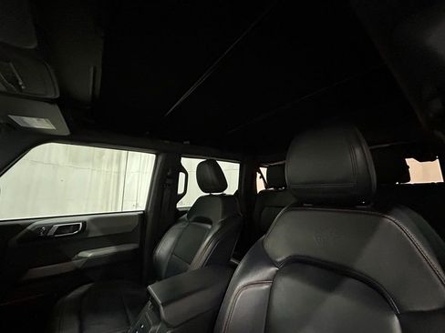 Used 2021 Ford Bronco Badlands image 16