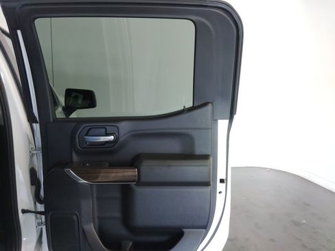 Used 2021 Chevrolet Silverado 1500 LT Trail Boss w/ Convenience Package II image 41