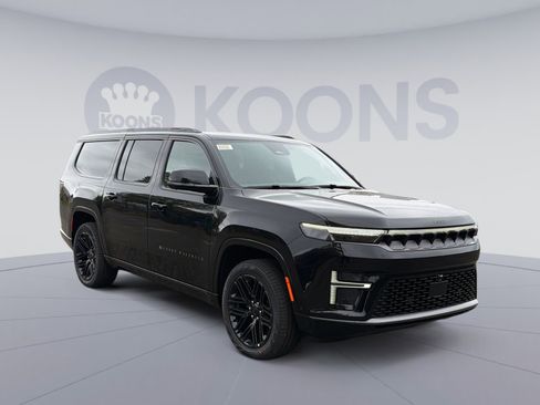 New 2026 Jeep Grand Wagoneer L Limited AWD/4WD image 10