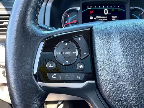 Used 2021 Honda Pilot Touring image 22