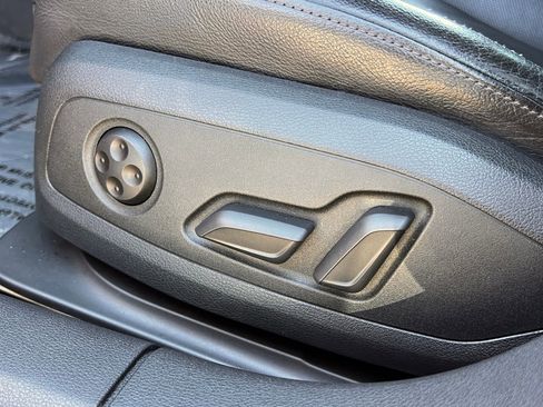 Used 2018 Audi S5 Premium Plus w/ Navigation Package image 34