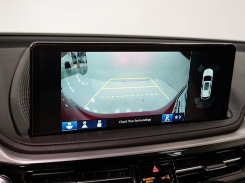 Certified 2025 Acura MDX w/ Technology Package image 15