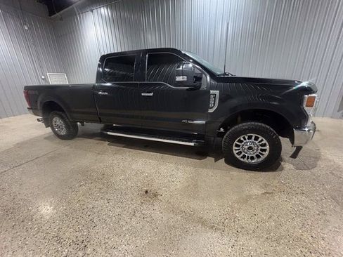Used 2022 Ford F250 XLT w/ XLT Premium Package image 7