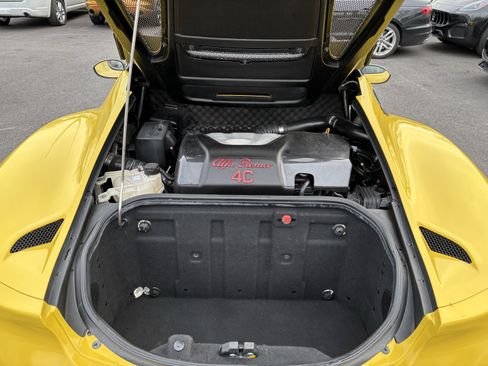 Used 2016 Alfa Romeo 4C Spider RWD image 20