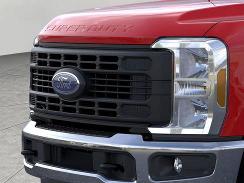 New 2026 Ford F350 XL w/ XL Chrome Package AWD/4WD image 17