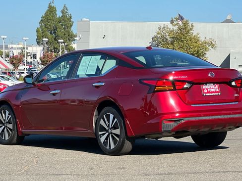 Used 2022 Nissan Altima 2.5 SV AWD/4WD image 7