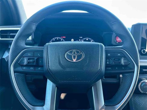 Used 2024 Toyota Tacoma TRD Off-Road image 26