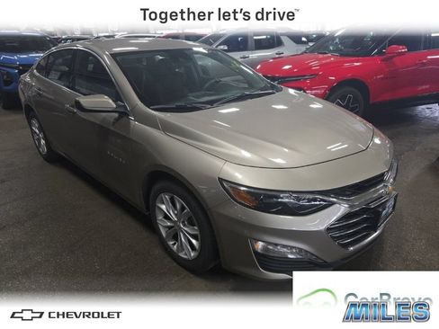 Certified 2025 Chevrolet Malibu LT FWD image 1