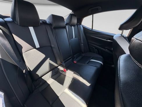 Used 2025 Toyota Camry SE FWD image 29