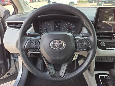 Certified 2024 Toyota Corolla Cross L FWD image 29