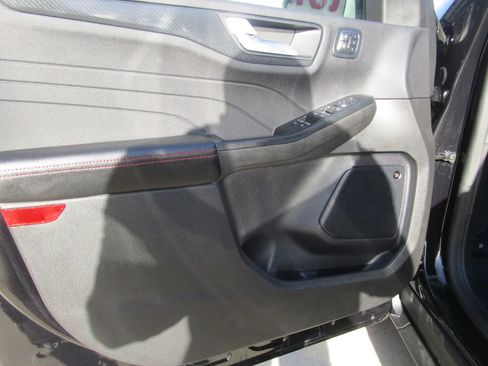 Used 2024 Ford Escape ST-Line Select w/ Tech Pack #2 AWD/4WD image 11