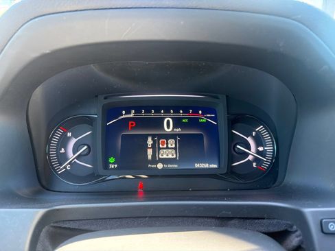 Used 2023 Honda Passport TrailSport image 19