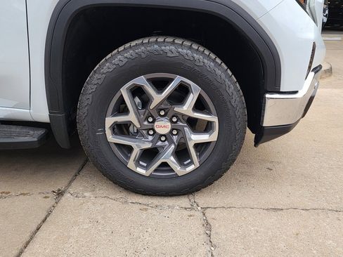 New 2026 GMC Sierra 1500 SLT image 51