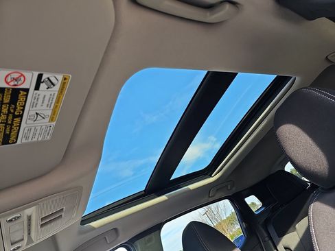 New 2026 Nissan Kicks SV w/ SV Premium Package FWD image 32