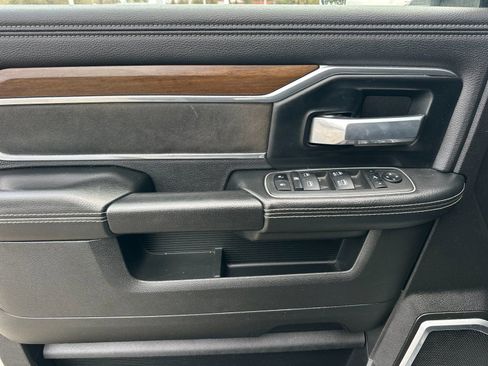 Used 2022 RAM 2500 Laramie image 10