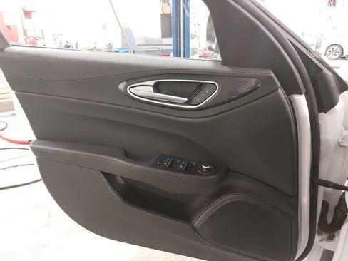 Used 2024 Alfa Romeo Giulia Sprint image 29