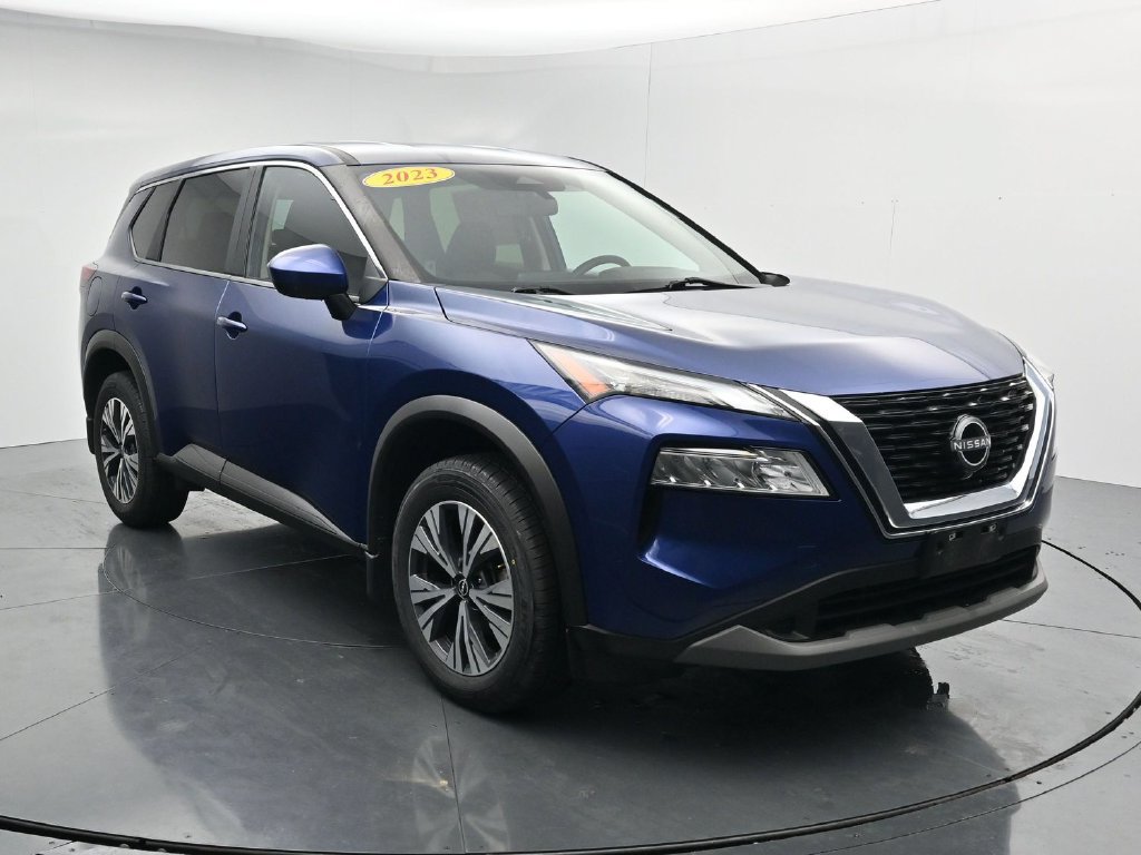 Used 2023 Nissan Rogue SV AWD/4WD image 2