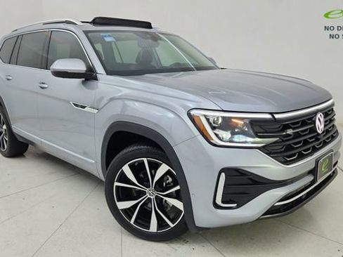 Used 2026 Volkswagen Atlas SEL Premium R-Line image 1