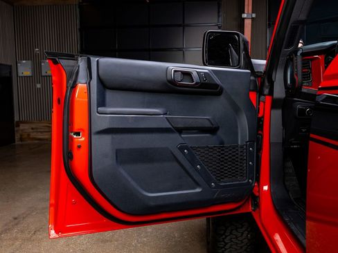 Used 2023 Ford Bronco Heritage Edition AWD/4WD image 34