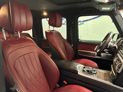 Used 2023 Mercedes-Benz G 550 image 24