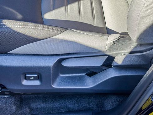 New 2025 Toyota Tacoma TRD Off-Road image 23