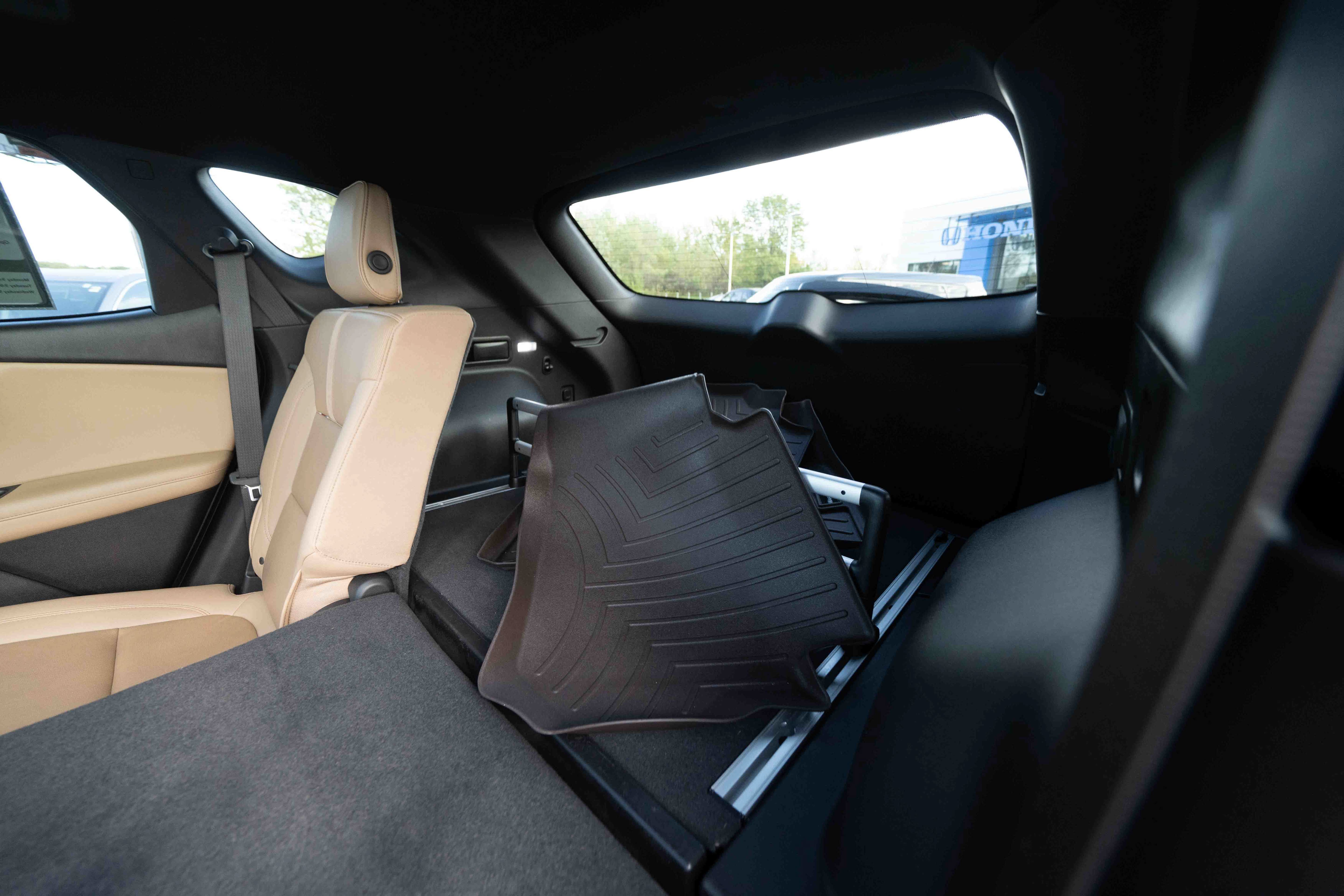 Used 2021 Chevrolet Blazer Premier w/ Driver Confidence II Package FWD image 24