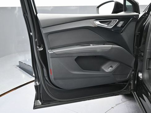 Used 2024 Audi Q4 e-tron Prestige w/ Black Optic Package image 40