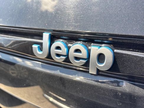 Used 2024 Jeep Grand Cherokee Limited 4xe AWD/4WD image 10