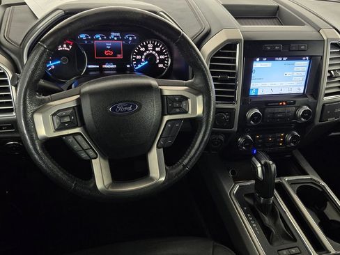 Used 2016 Ford F150 Platinum w/ Equipment Group 701A Luxury AWD/4WD image 29