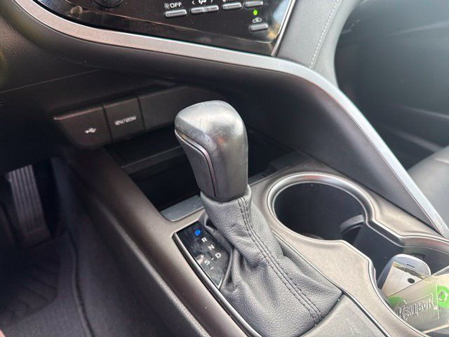 Used 2021 Toyota Camry SE FWD image 31