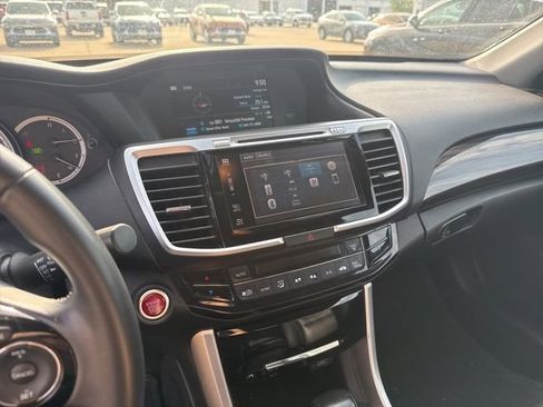 Used 2016 Honda Accord EX-L image 14