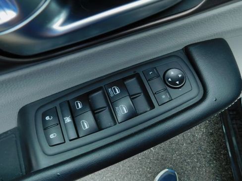 Used 2020 Chrysler Voyager LX w/ Cold Weather Group image 32