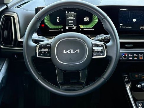 Certified 2025 Kia Sorento S image 19