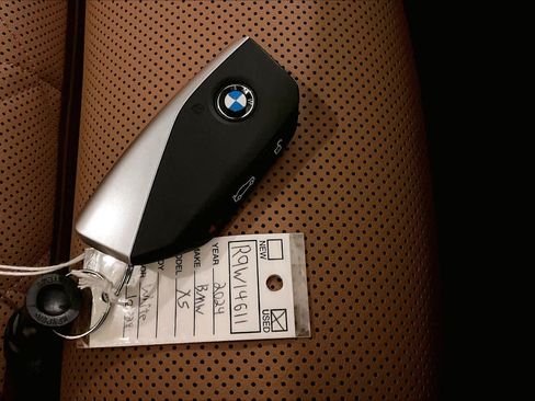 Used 2024 BMW X5 xDrive40i w/ Premium Package AWD/4WD image 14