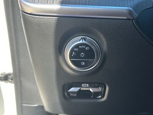 New 2026 Mercedes-Benz C 300 Sedan image 34