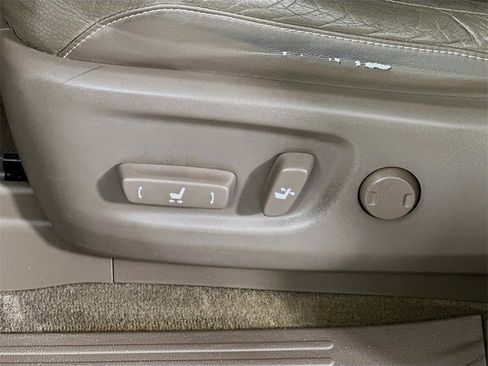 Used 2017 Lexus GX 460 image 22