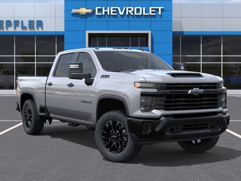 New 2026 Chevrolet Silverado 2500 Custom w/ Custom Value Package AWD/4WD image 7