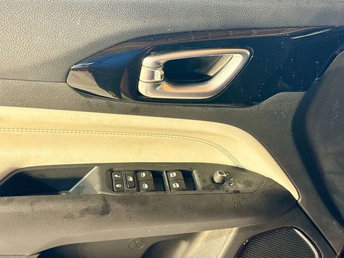 Used 2026 Jeep Compass Limited image 18