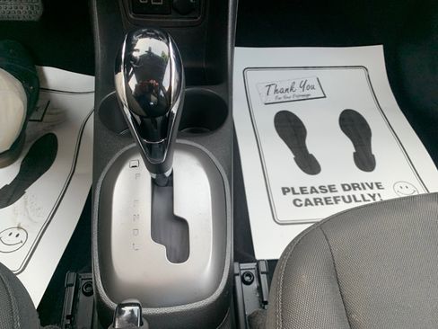 Used 2022 Chevrolet Spark LS image 9