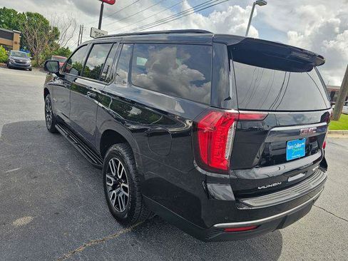 Used 2023 GMC Yukon XL AT4 w/ Technology Package AWD/4WD image 6