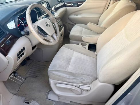 Used 2012 Nissan Quest SV FWD image 11