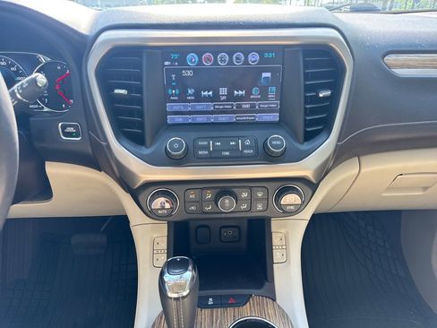 Used 2017 GMC Acadia Denali FWD image 18
