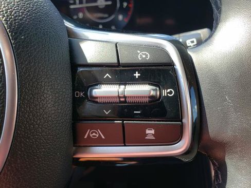 Certified 2022 Kia Carnival SX Prestige FWD image 27