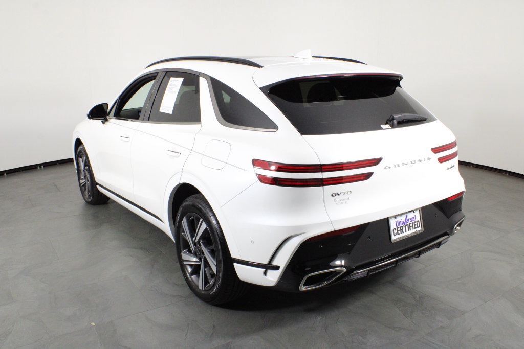 Used 2026 Genesis GV70 3.5T Sport Advanced AWD/4WD image 14