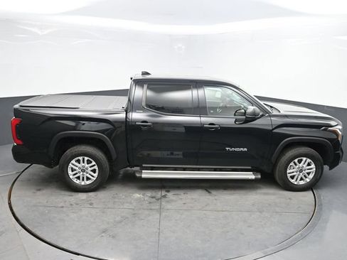 Used 2022 Toyota Tundra SR5 AWD/4WD image 36