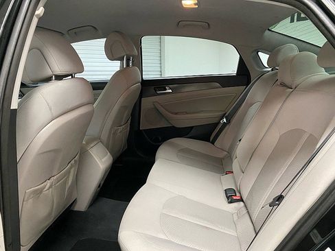 Used 2015 Hyundai Sonata Sport image 11
