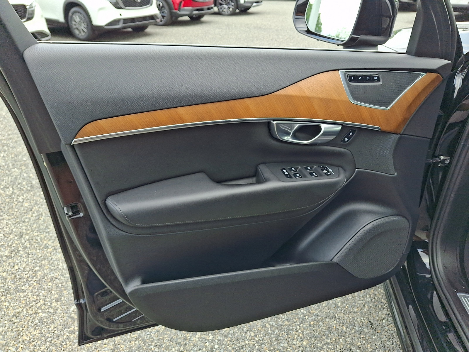 Certified 2023 Volvo XC90 B6 Plus w/ Protection Package Premier AWD/4WD image 13