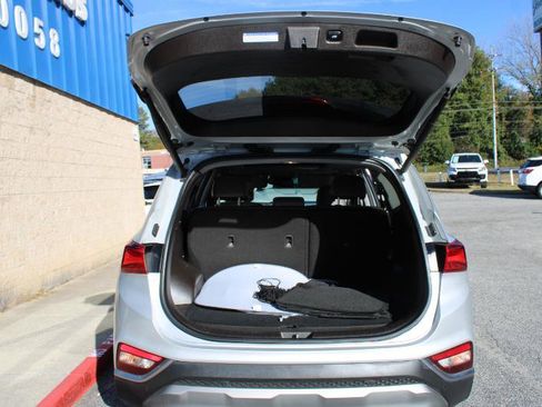 Used 2019 Hyundai Santa Fe FWD image 17