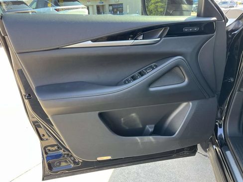 Used 2025 INFINITI QX60 Pure FWD image 16
