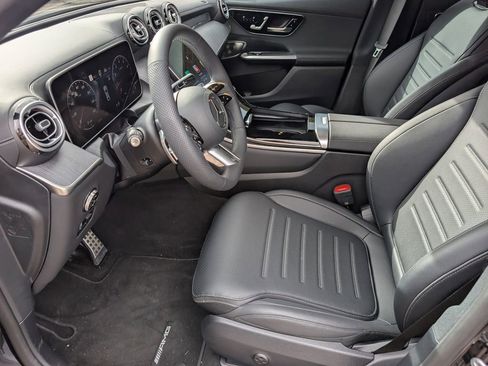 Used 2026 Mercedes-Benz GLC 300 4MATIC image 11